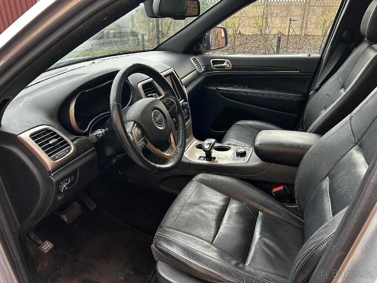 Jeep grand Cherokee WK2 3.6 - 9