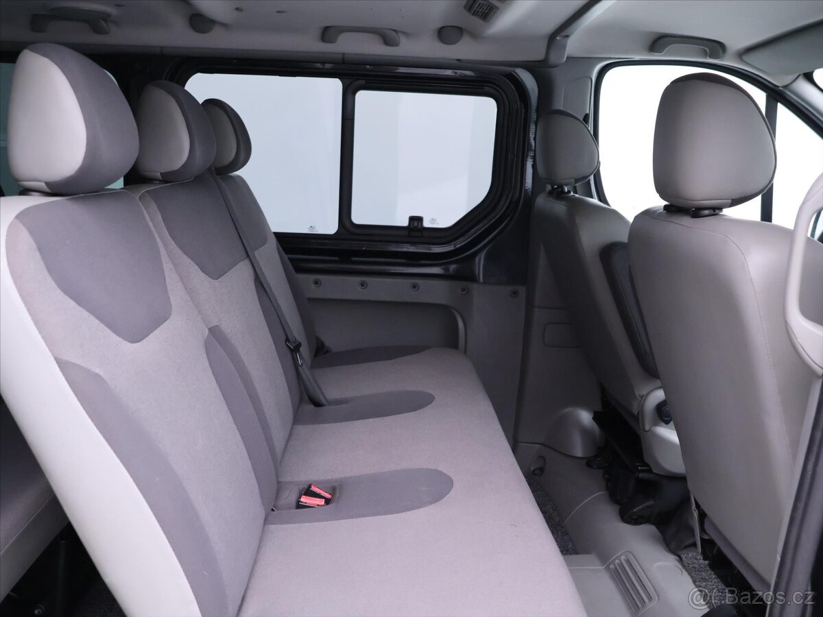 Renault Trafic 2,0 dCi 84kW Klima 9-Míst (2008) - 9