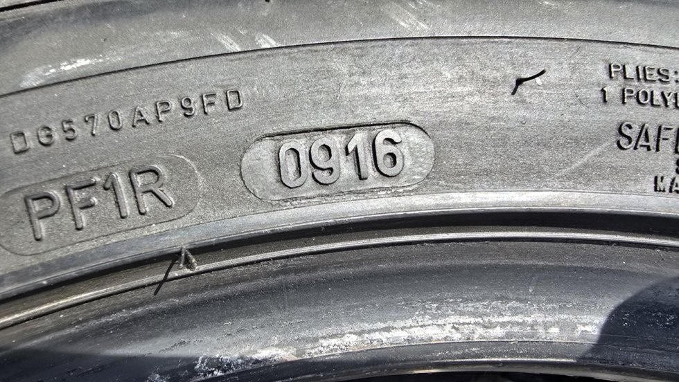 Letní pneu 225/45/17 Dunlop - 9