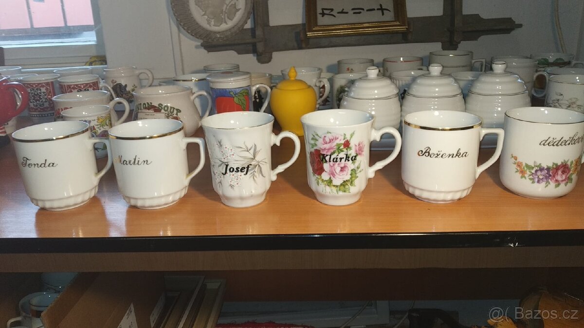 Sbírka porcelánových a keramickych hrníčků - 9