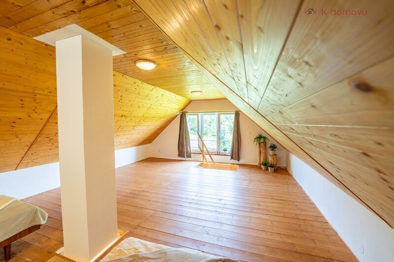 Prodej chaty 2+kk Kunovice, osada Stará Hora, celkem pozemek - 9