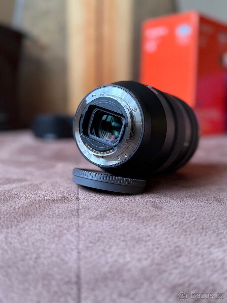Sony 24-105 mm f/4 G OSS objektiv ve skvělém stavu - 9