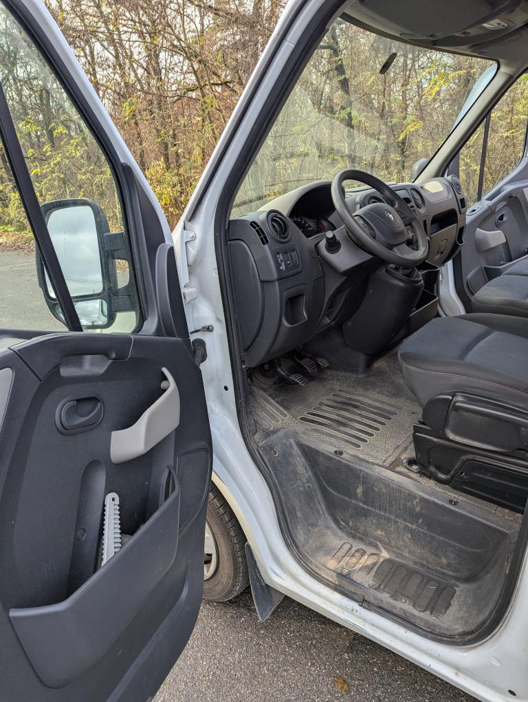 Prodám Renault Master L1H1P1, r.v. 2017 - 9