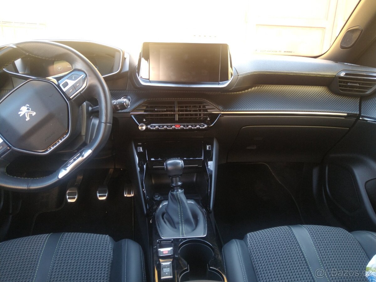 Peugeot 2008 1,2 96Kw GTline 2020 - 9