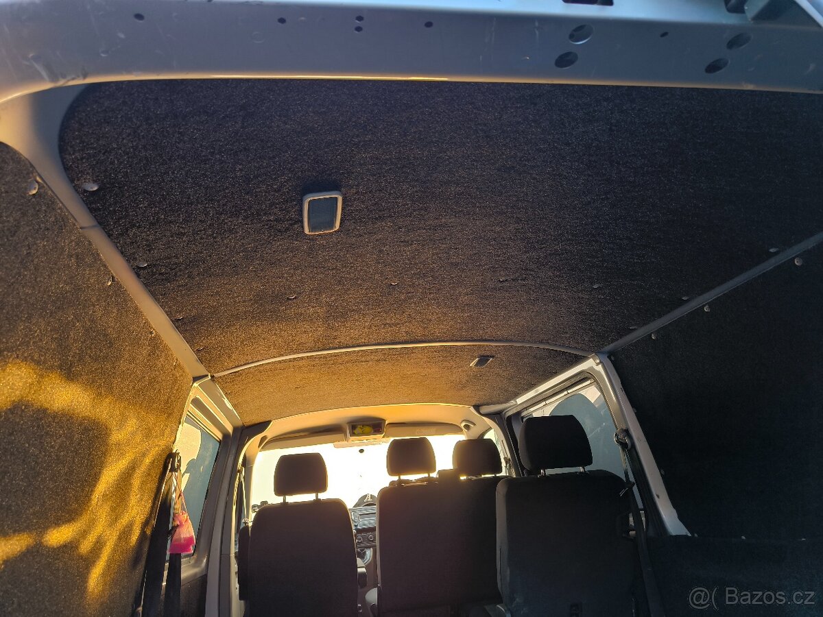 VW transportér T6 2.0 110kw 6mist Long ČR - 9