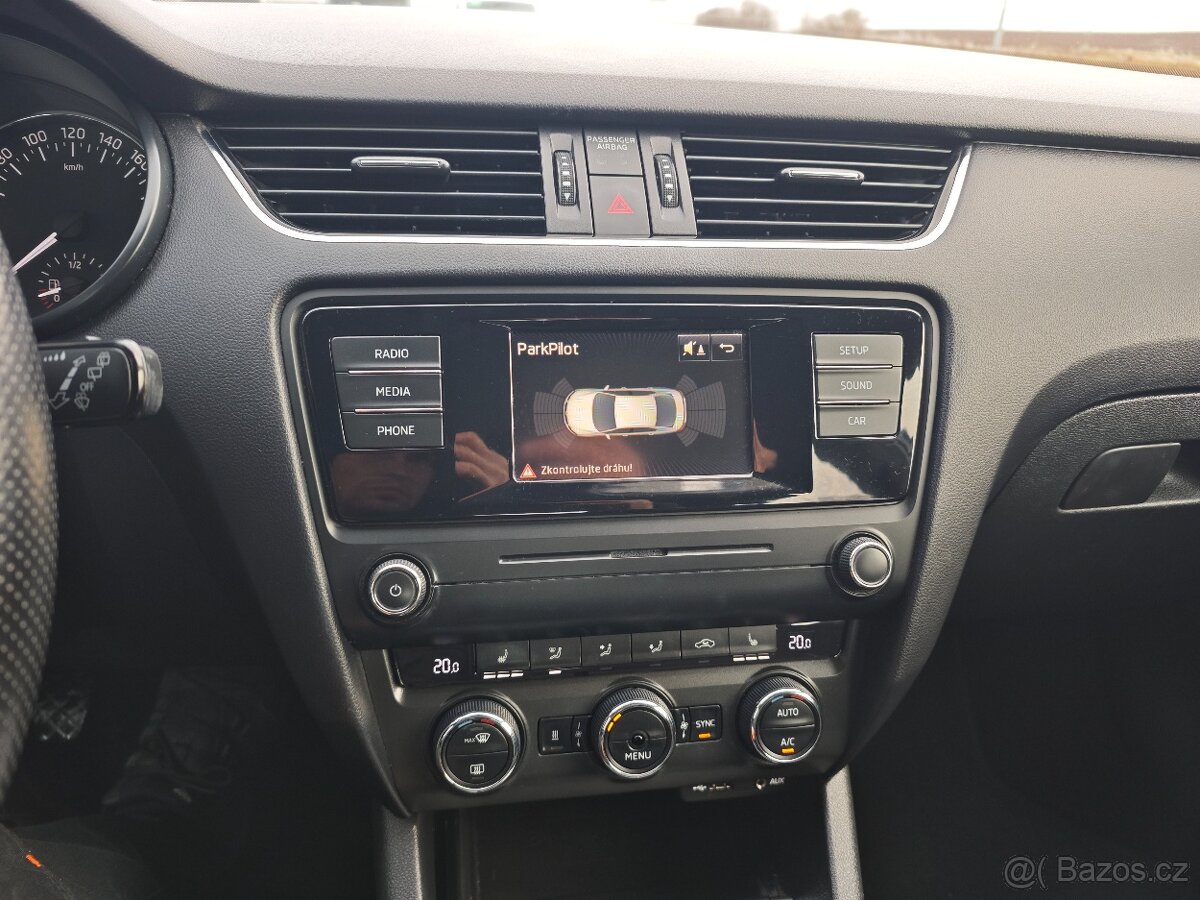 Škoda Octavia 3 Style 1.6Tdi 4x4 Webasto - 9