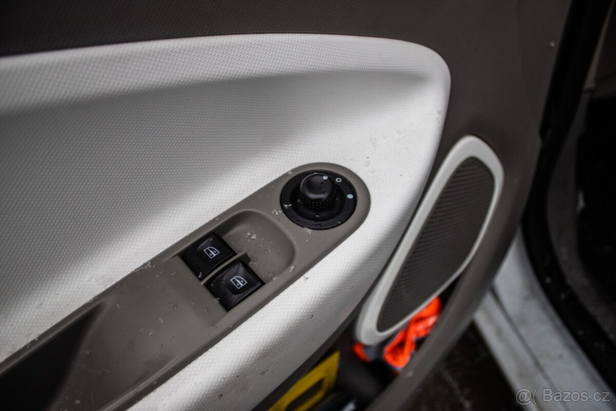 Renault Zoe 2016, 65kW - 9