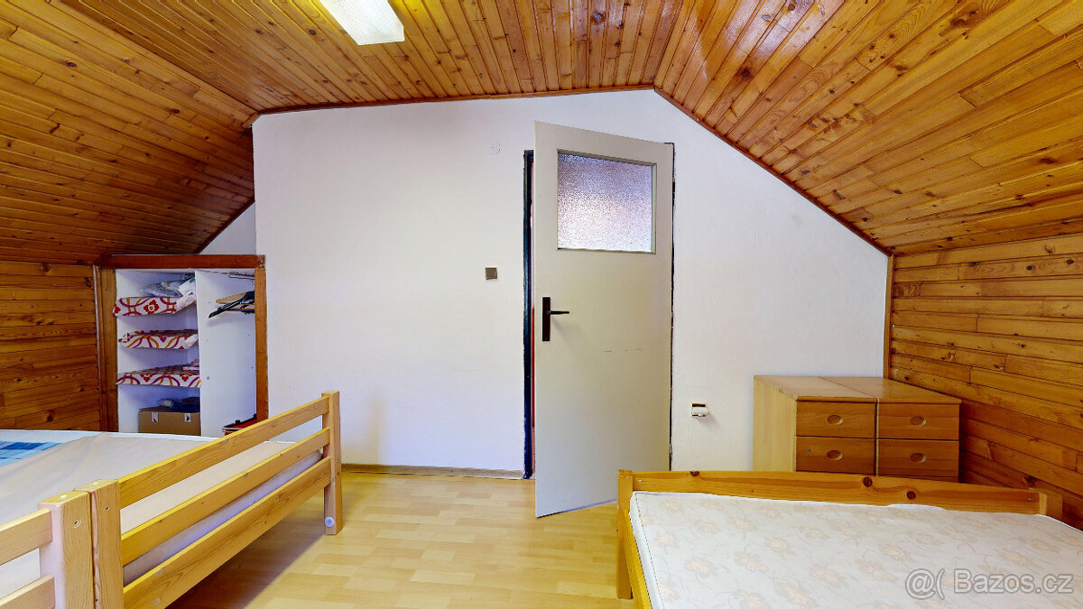 chata na přehradě Seč - 9