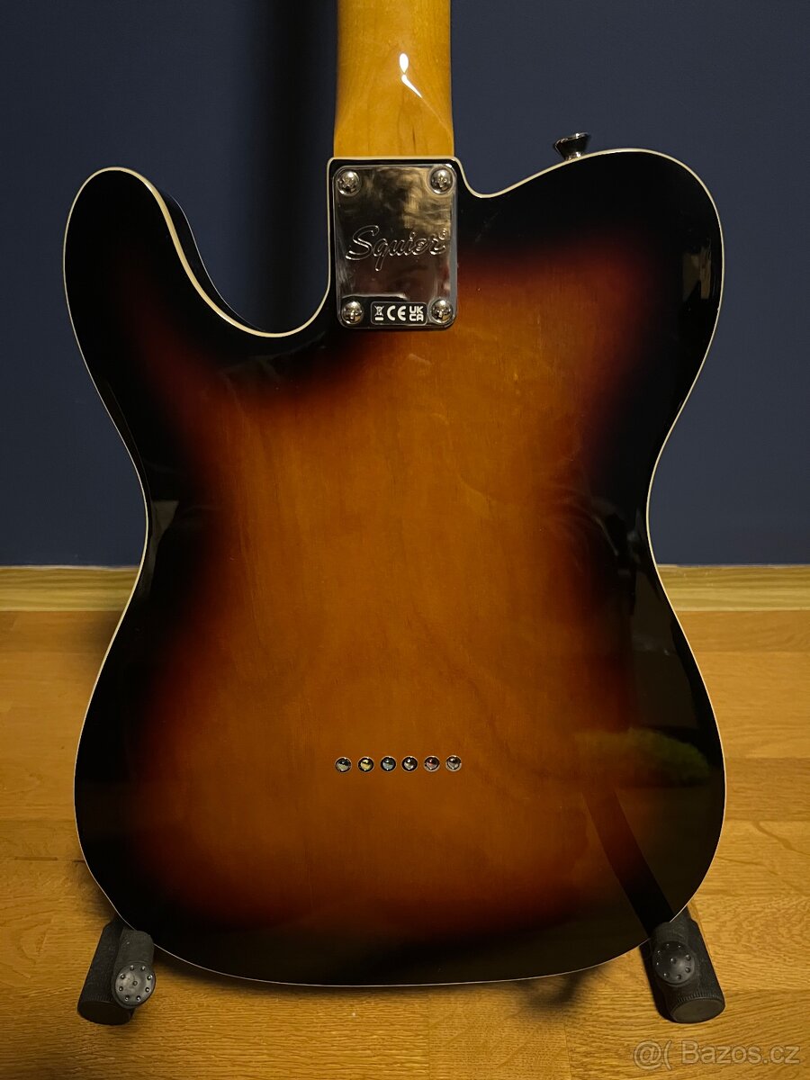 Elektrická kytara Squier s kombem Marshall - 9