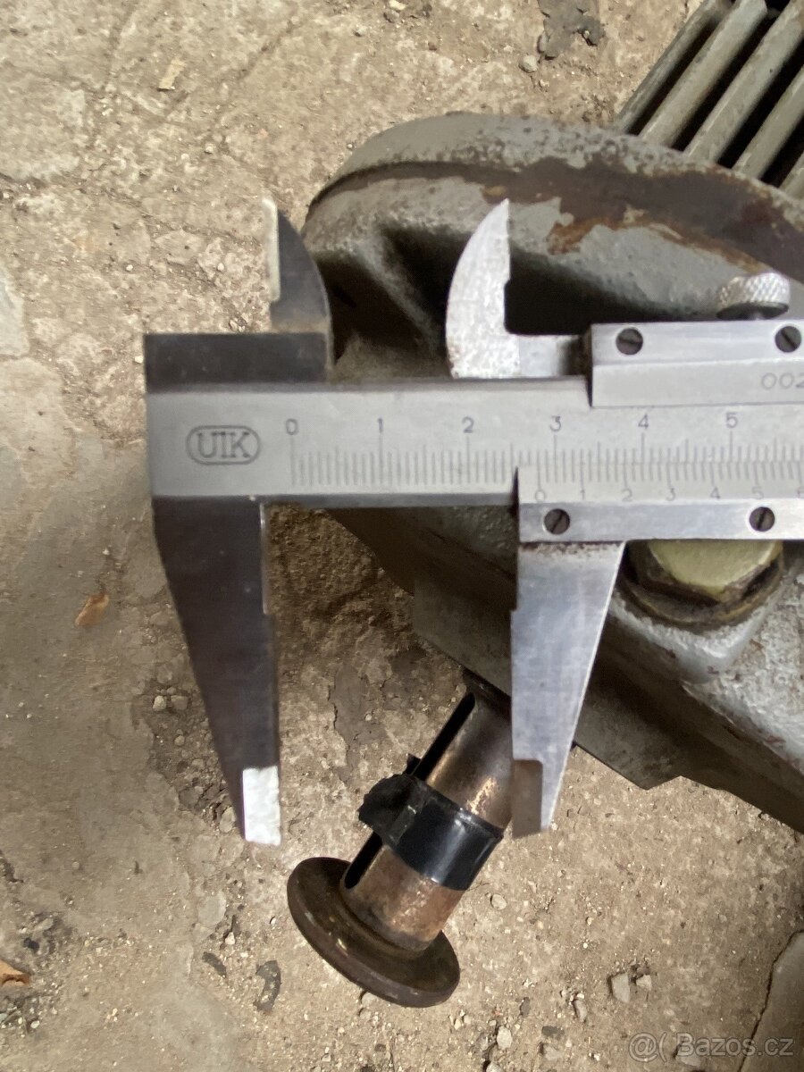 Elektromotor 3kw 2900ot, vibrační motor - 9