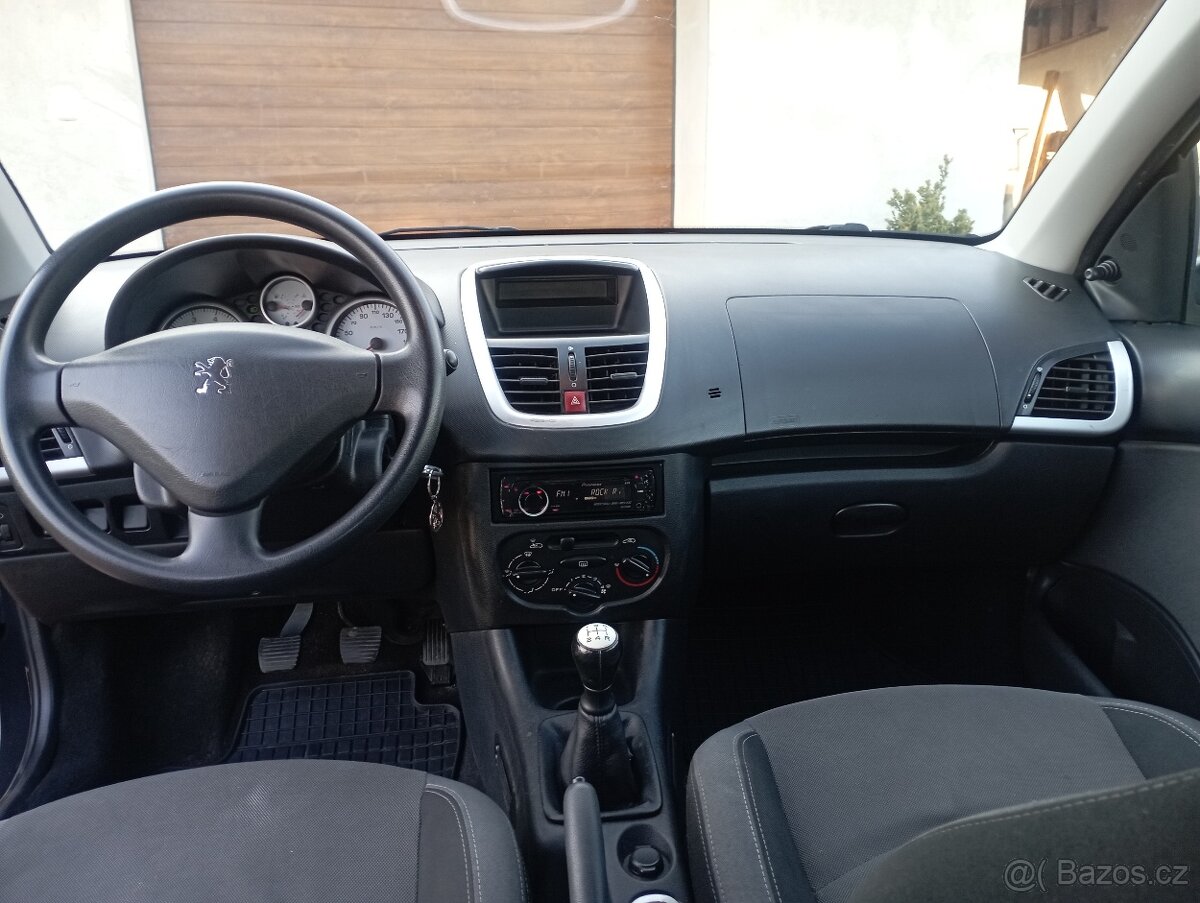 Peugeot 206+ - 9