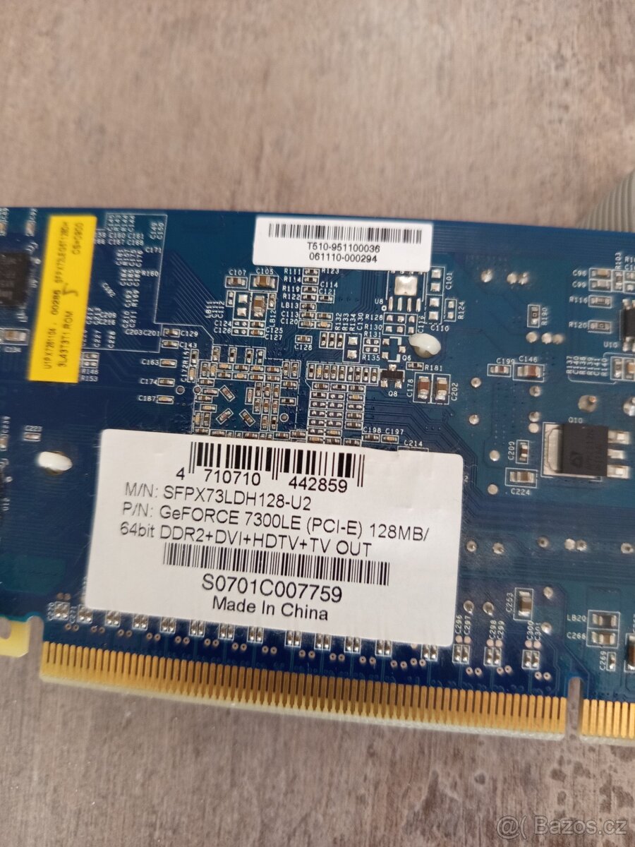 3X GRAFICKÁ KARTA - 9