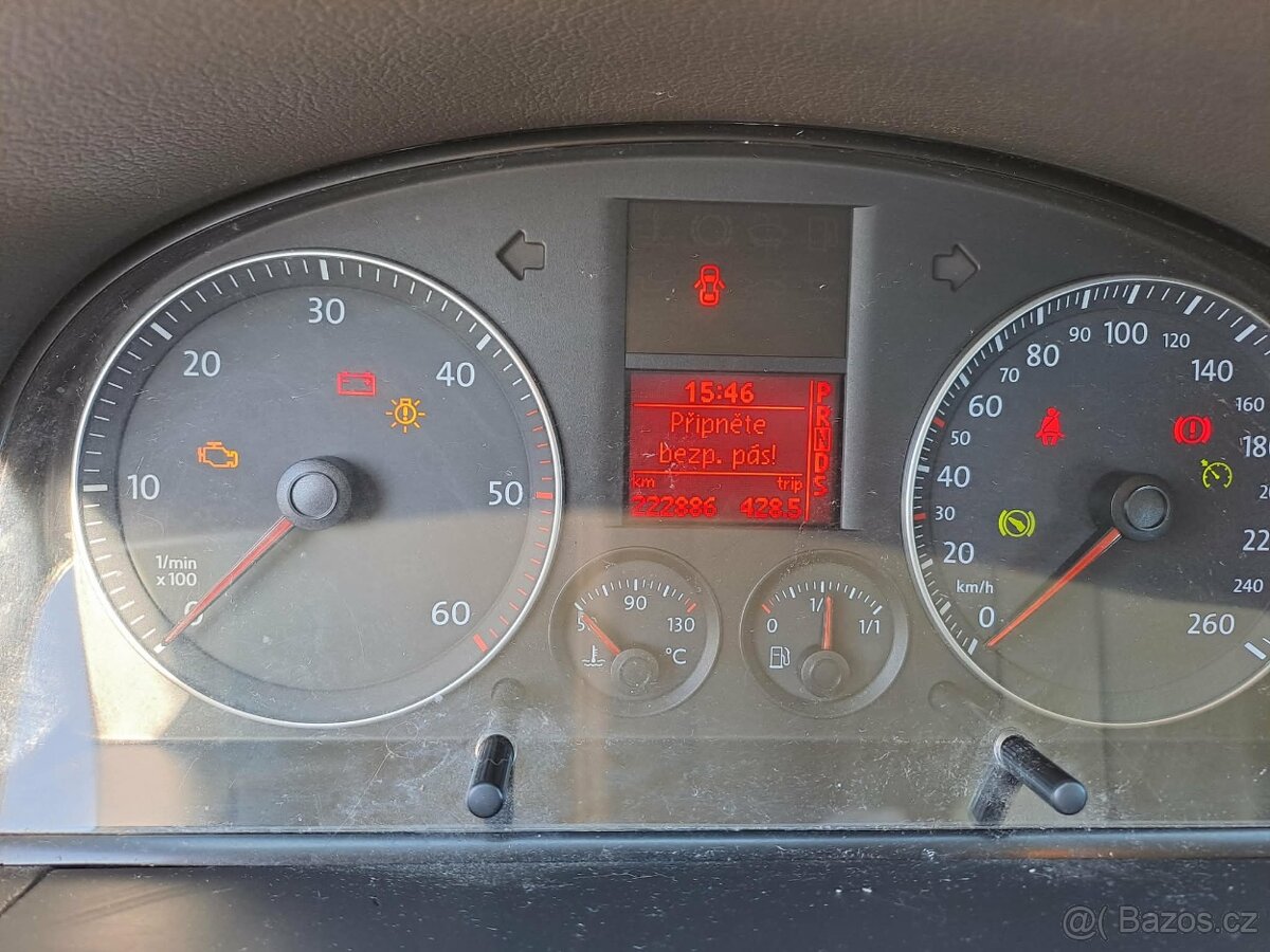 VW Touran automat - 9