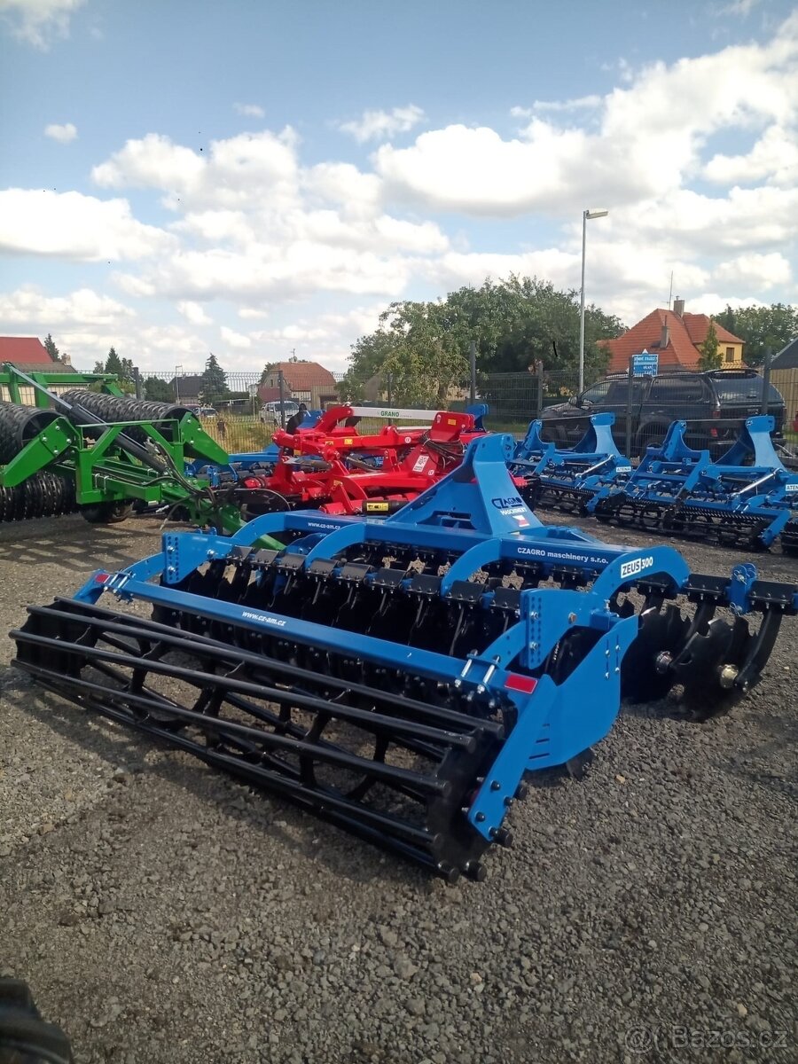 Diskový podmítač CZAGRO maschinery ZEUS strong 300 - 9