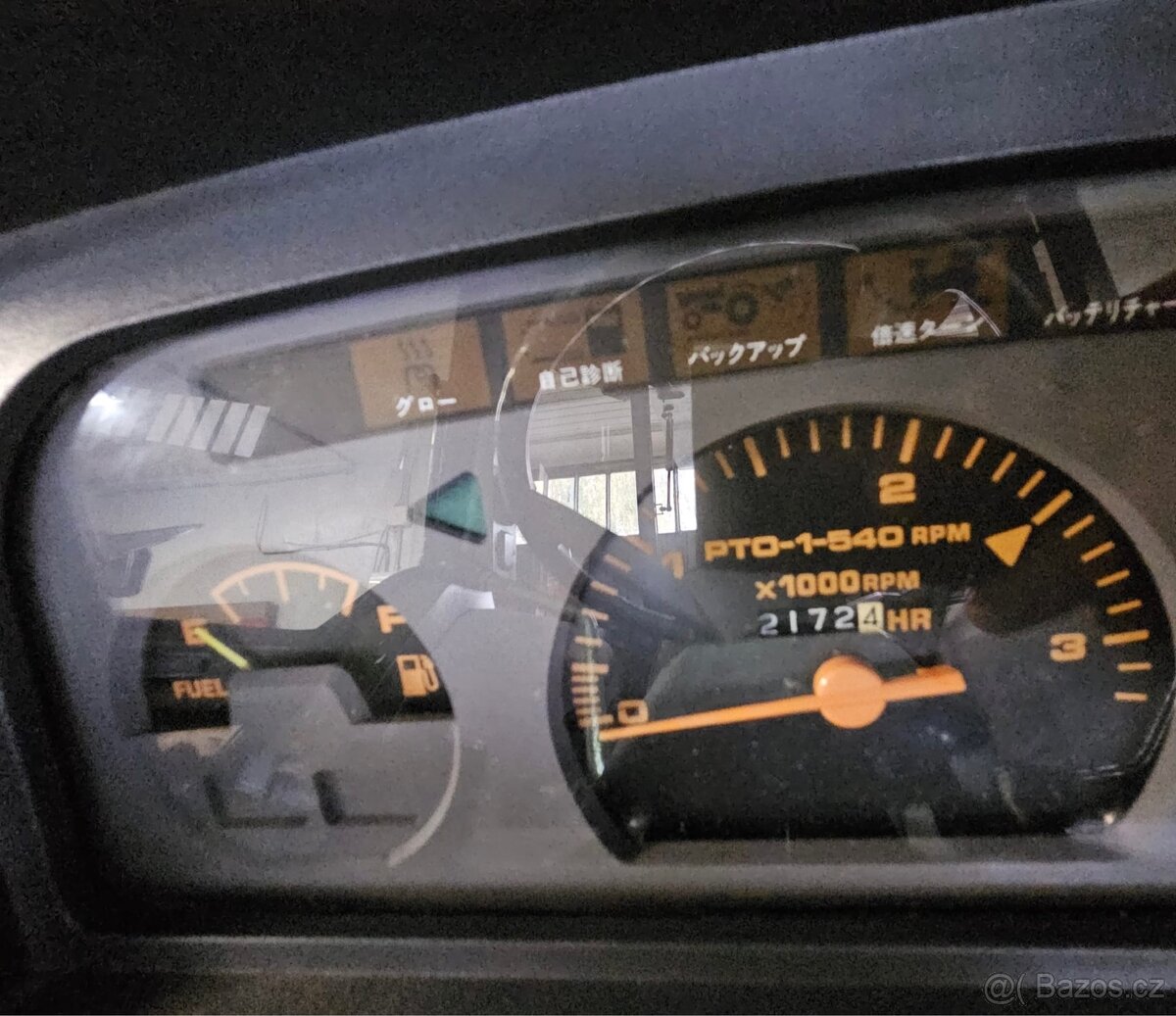 Malotraktor KUBOTA GL23 vyhřívaná kabina • radlice + sypač - 9