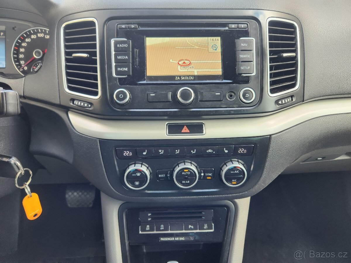 Alhambra DSG 6/2015, 2.0TDI 103kw 156000km, 7 míst - 9