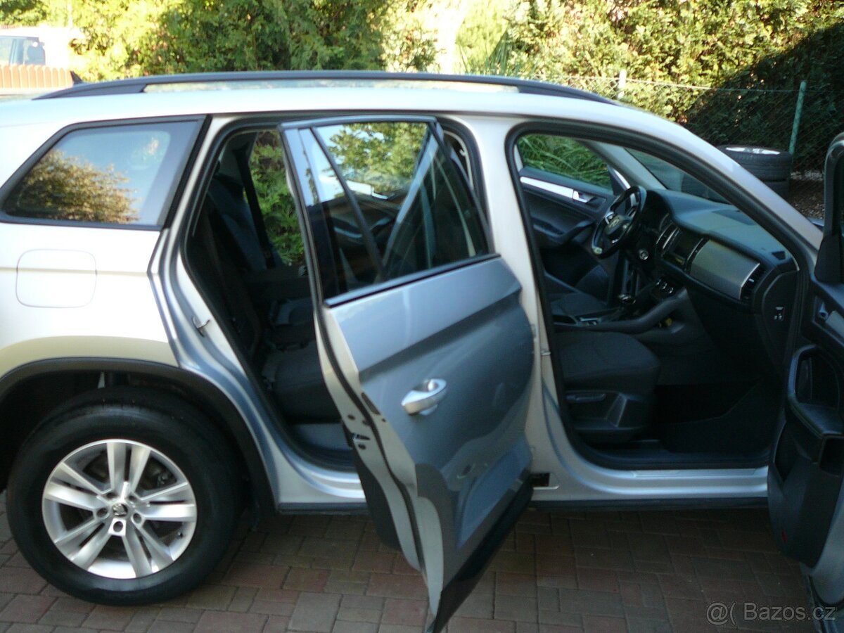 ŠKODA KODIAQ 2.0 TDI 110KW 4x4 DSG+F1 FULLLED FRONT OPCPARK - 9