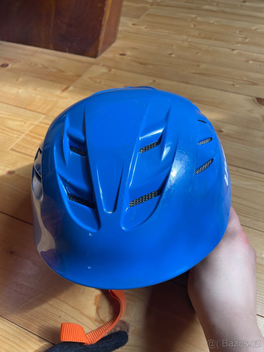 Dětská helma na lyžování UVEX - 9