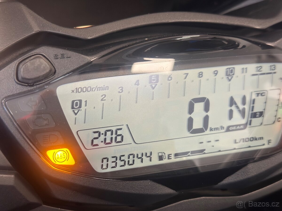 Suzuki GSX-S 1000F - 9