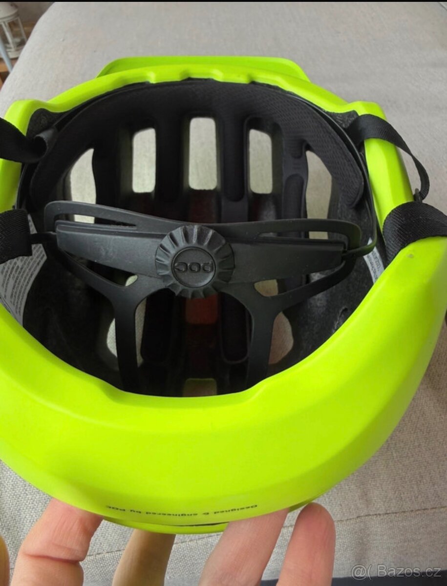 Cyklistická přilba POC Axion - 9