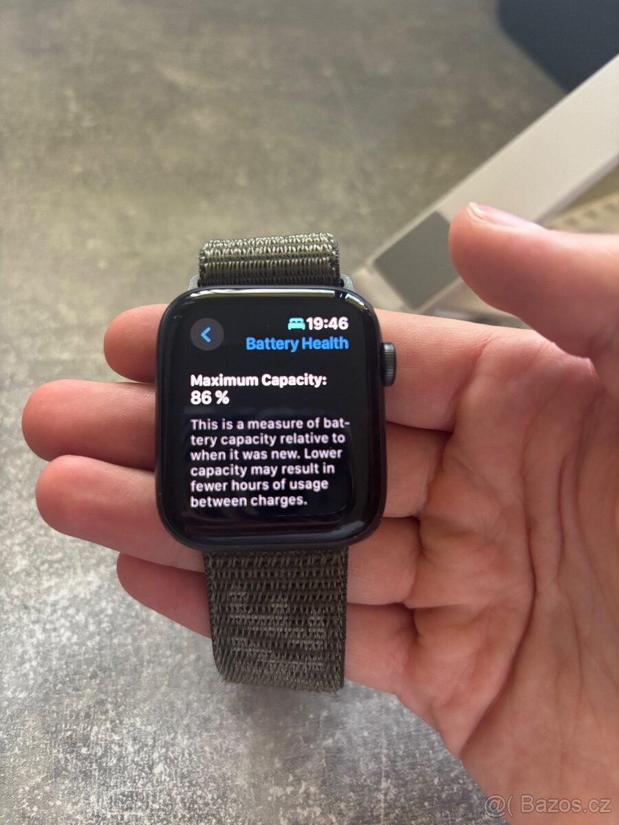 Apple Watch SE 44mm - 9