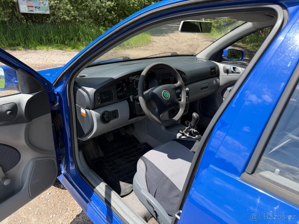 Octavia 1.6i 74kw - 9