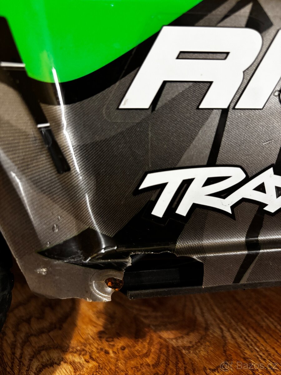 Prodám Traxxas UDR - 9