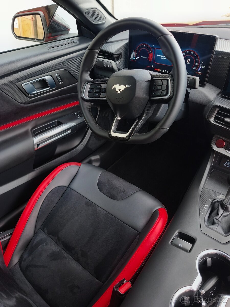 Ford Mustang 2025 2.3T Nový Model - 9