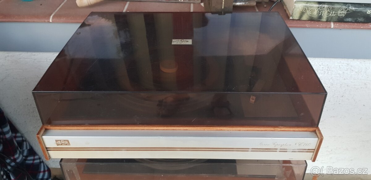 Tesla -Supraphon gramofon - 9