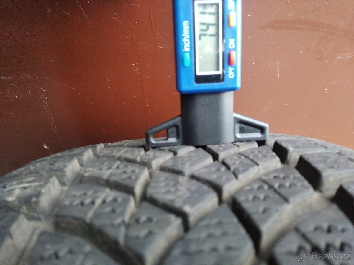 Prodám orig. alu zimní sadu 18" Škoda Scala - 9