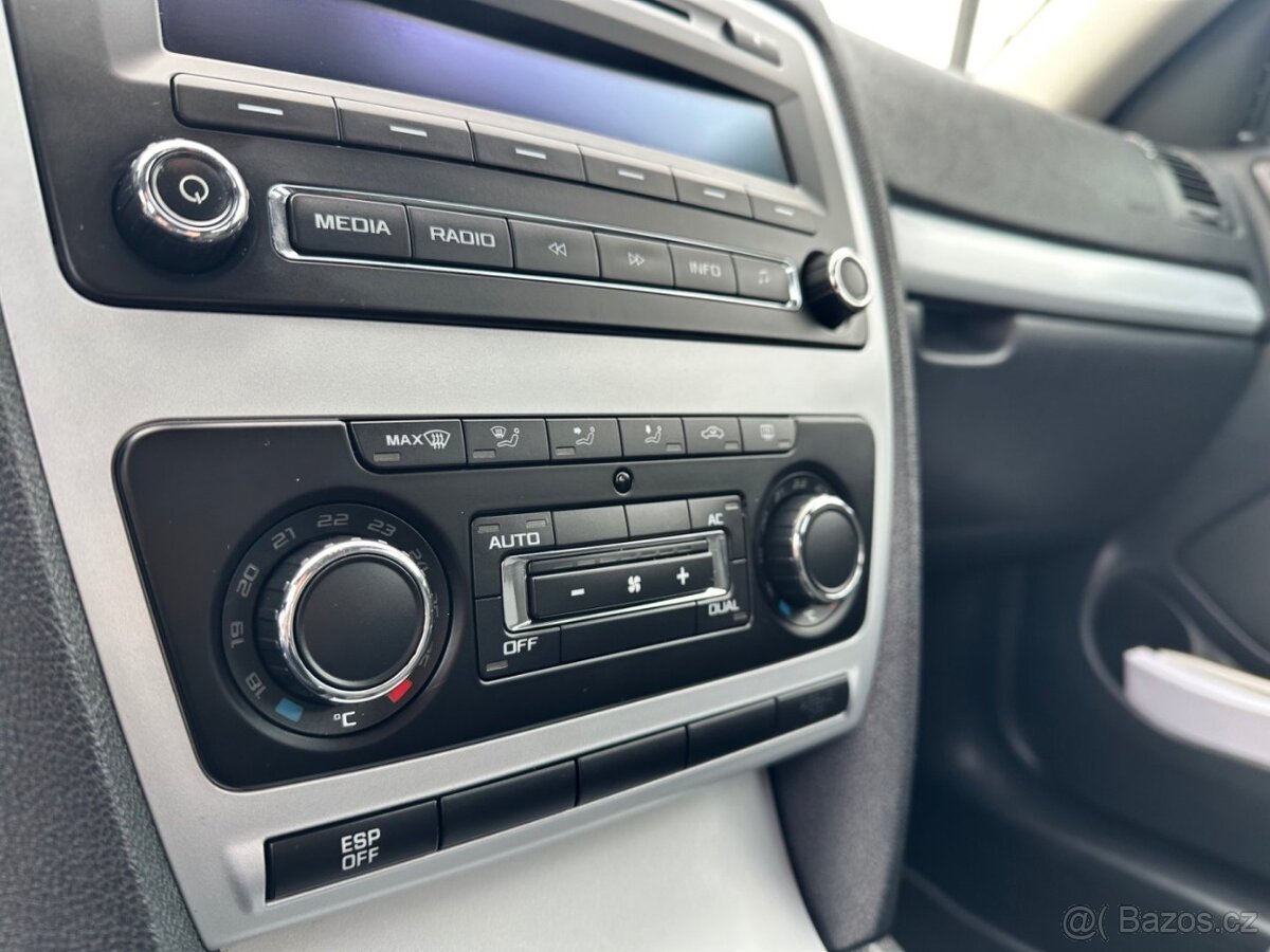 Škoda Octavia 1.4TSi MOC PĚKNÝ STAV - 9