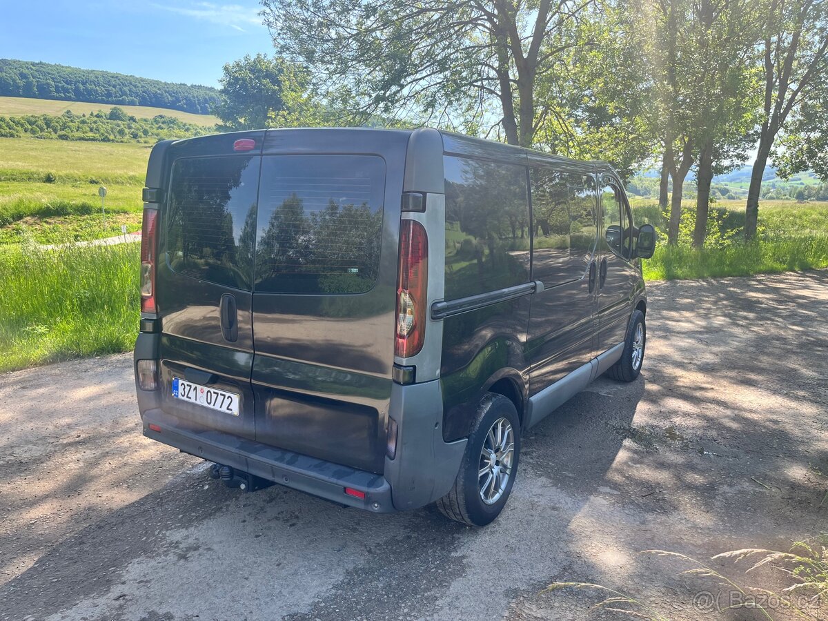 Trafic 2.0DCI spaní, kempování, zatepleno, topení. - 9