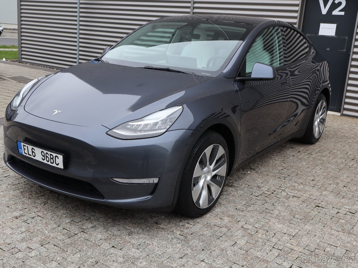 Tesla Model Y Long Range, Dual Motor, rv.2022 - 9