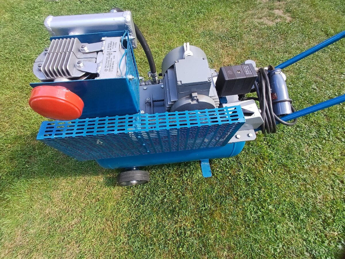 KOMPRESOR IFA S TLAK.NÁDOBOU 40 LITRŮ - 9