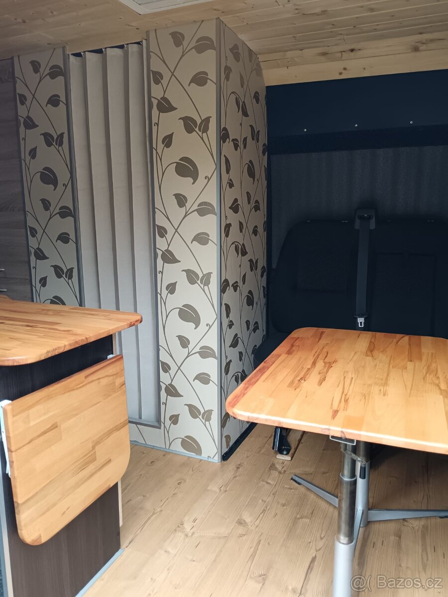 Obytná dodávka PEUGEOT BOXER - 9