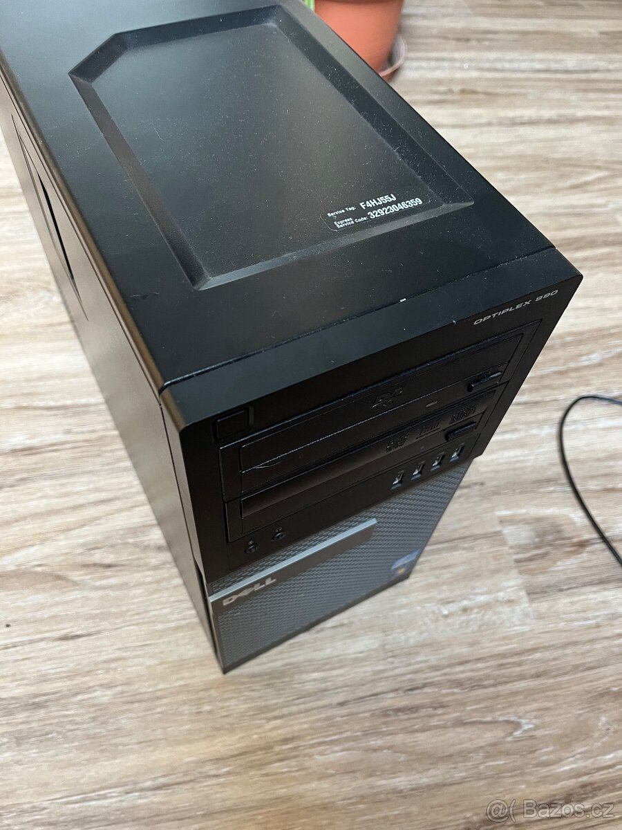 PC stolní počítač DELL all-in-one - 9