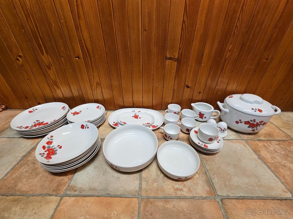 Jídelní souprava - 9