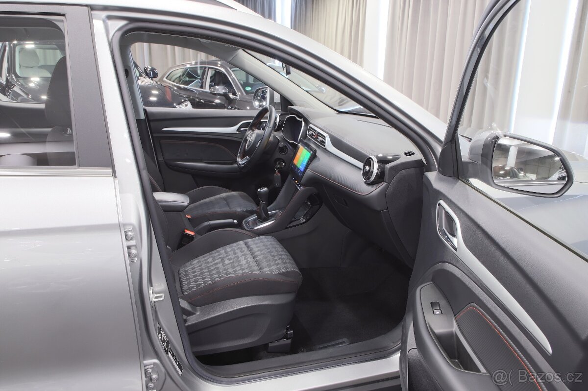 MG ZS 1.5 78kW 57tkm 4xNOVÉ pneu / 2 roky plná záruka v ceně - 9