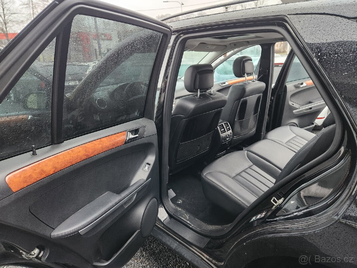 Mercedes-Benz Třídy M 320CDi 4-Matic Harman&Kardon - 9