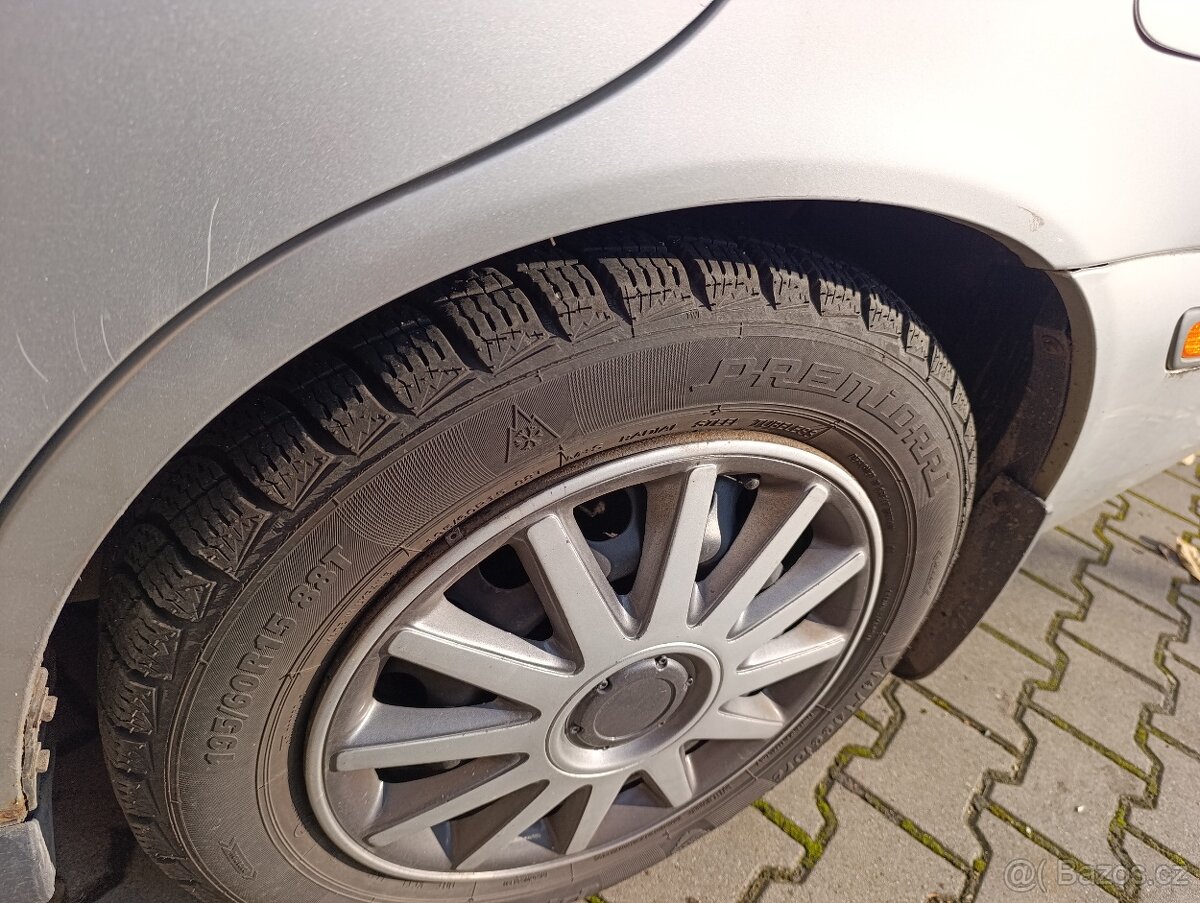 Volvo V40 1.9TDI 85kW 2001 - 9