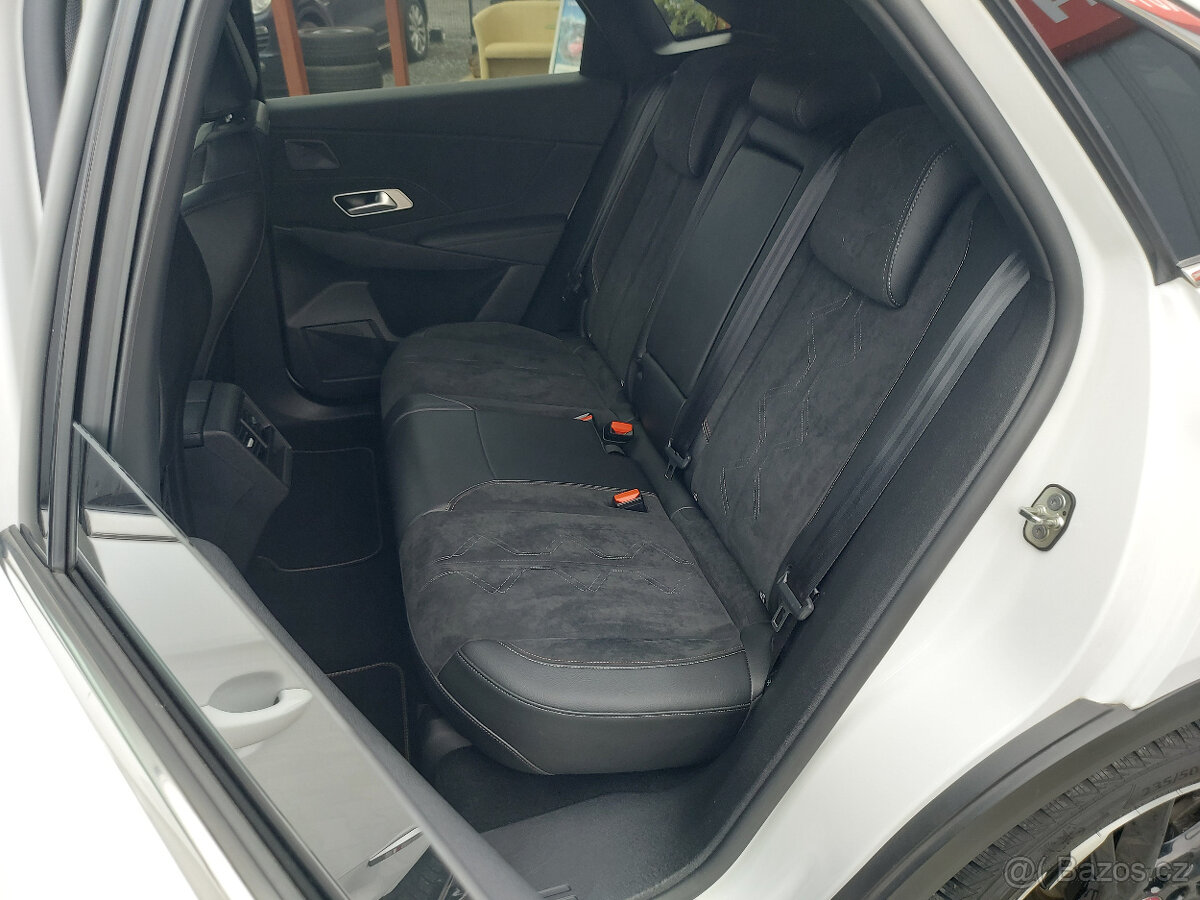 DS 7 Crossback 1,6/133kW/Performance/2022/ČR/ - 9