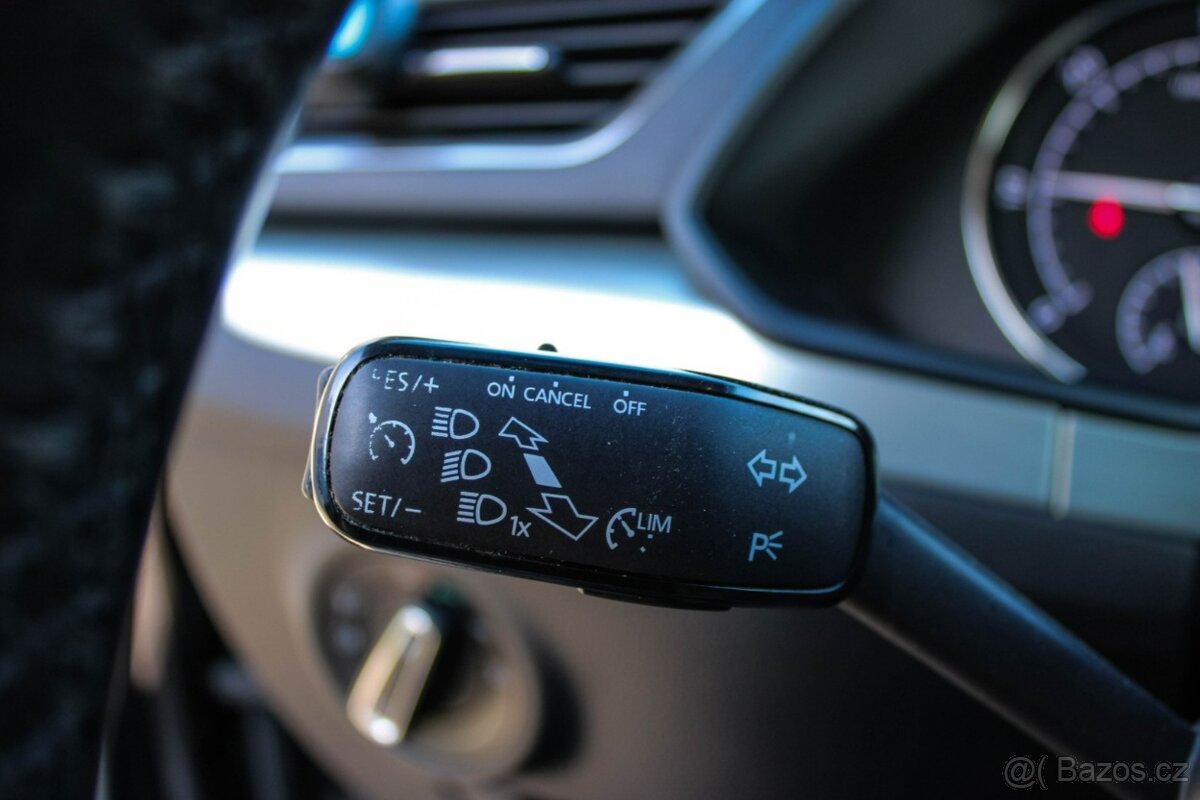 Škoda Superb 2.0 TDI Ambition DSG - 9