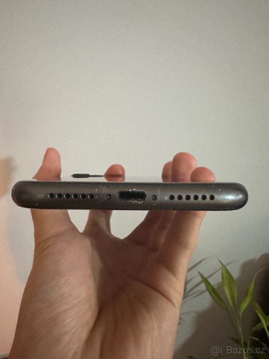 Apple iPhone 11 64Gb - 9