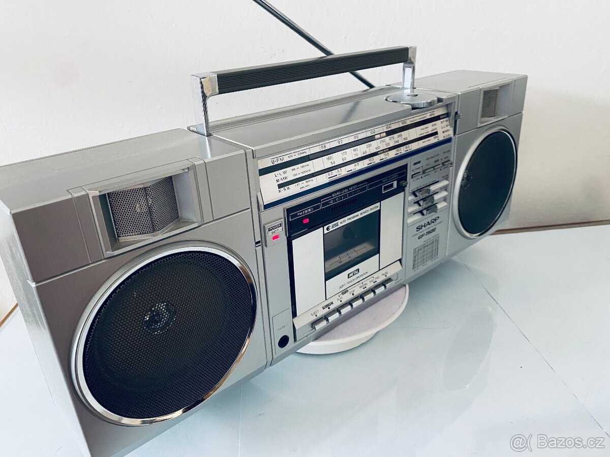 Radiomagnetofon Sharp GF 7500, rok - 9