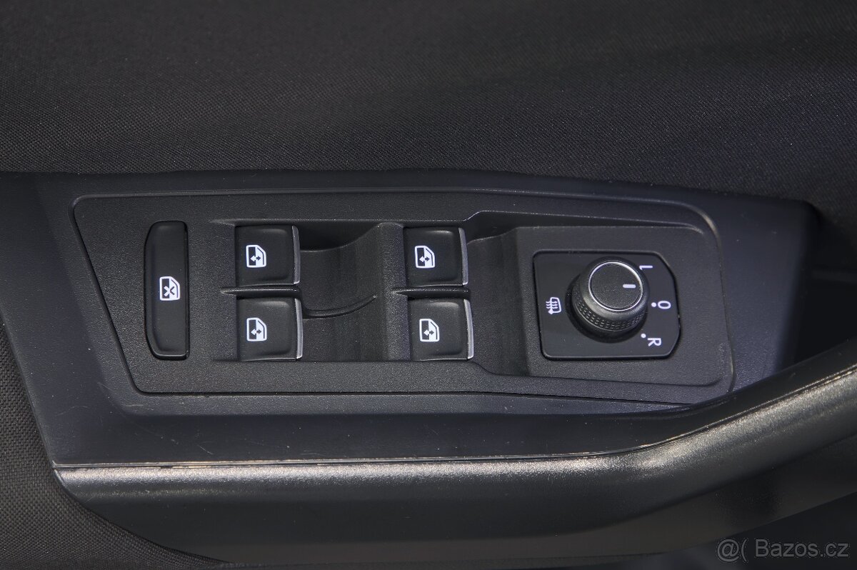 VW T-Roc Style 1.5 TSI 110kW DSG Full LED - záruka Autodraft - 9