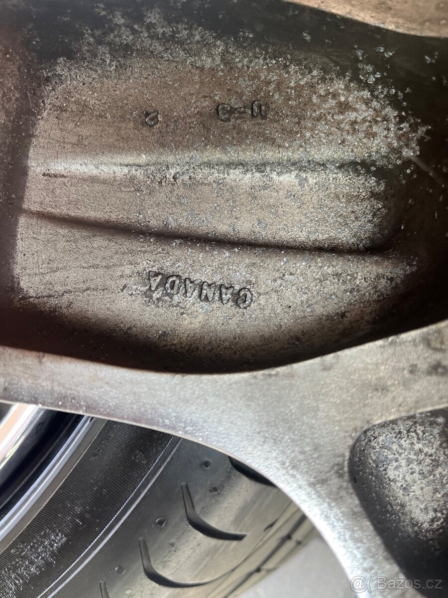 Bentley Continental GT 9x19 5x112 235/35 R19 - 9