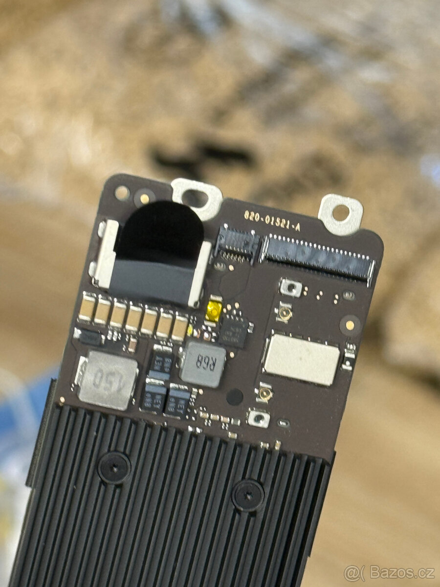 DIELY Apple Macbook Air 13 2018 i5/8GB/128GB - 9