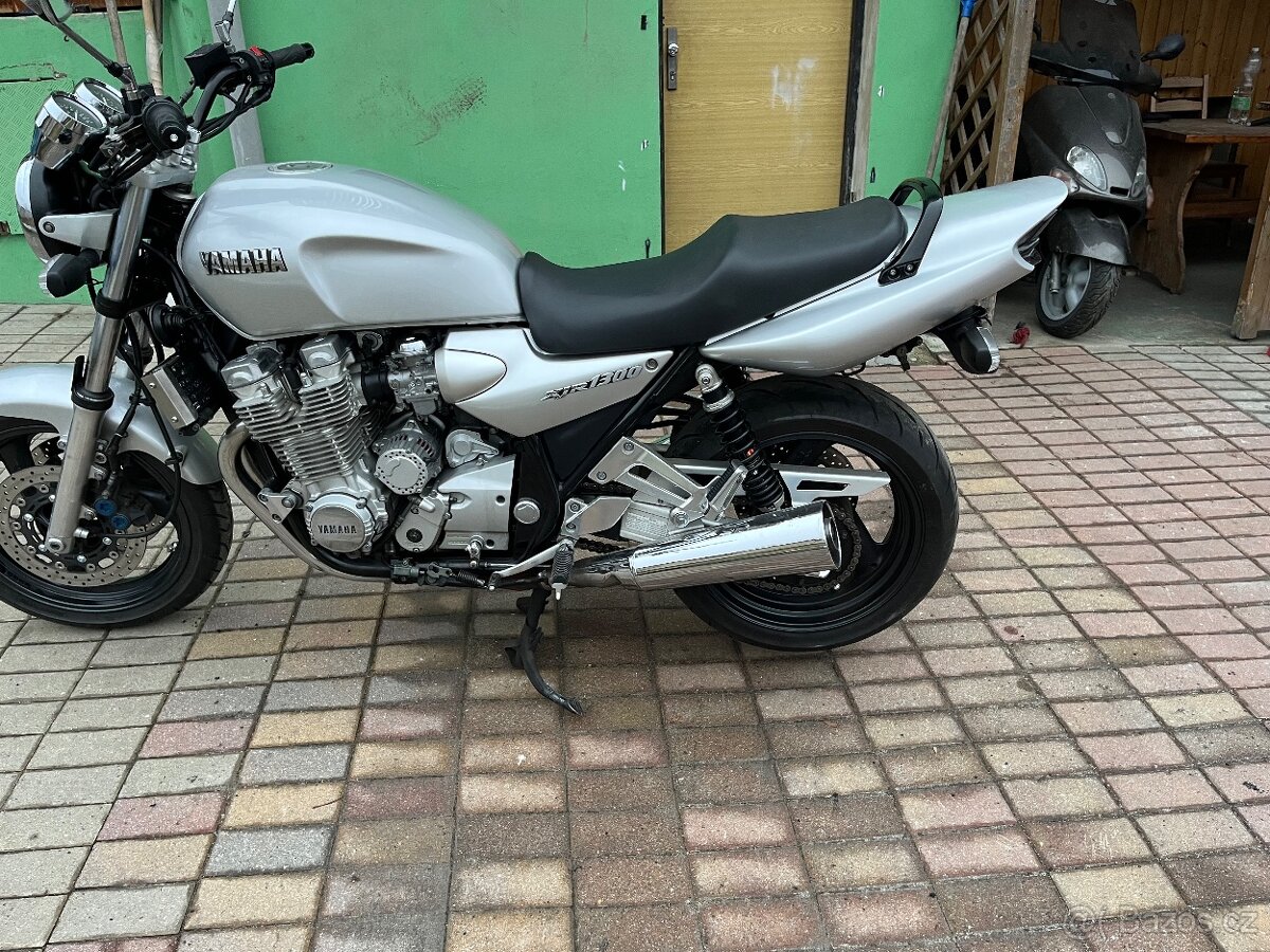 Yamaha XJR 1300 - 9
