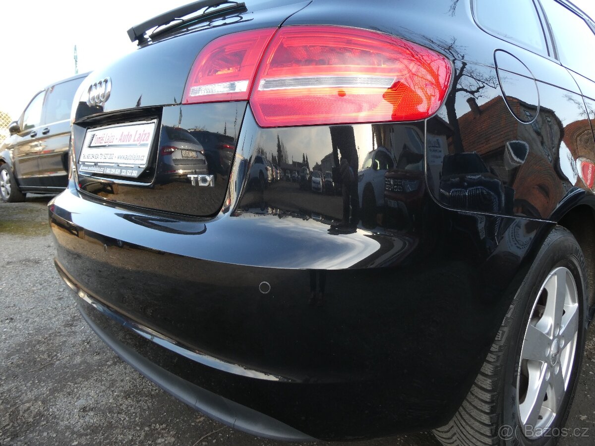 Audi A3 1.6TDi 77kW serviska, digi.klima - 9