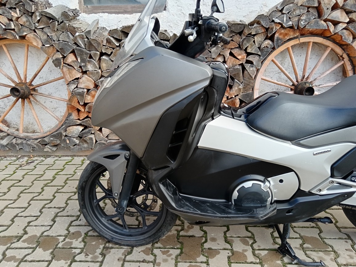 NC 750 D Integra - 9